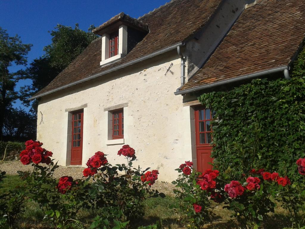 Gîte De Serre Le Grand-Pressigny Exterior foto